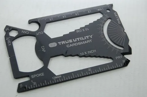 True Utility Cardsmart TU2070 30 in 1 Multitool  mit wetterfester Box