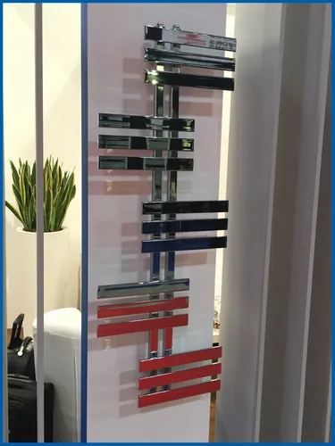 Designbadheizkörper ELFIE Hochglanz Chrom 1200 x 600 mm. Handtuchwärmer