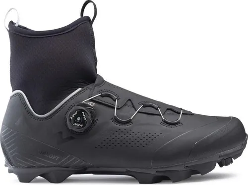 Northwave Magma XC Core MTB Schuhe Herren - EU 48 - Fahrradschuhe für MTB, ideal für lange Wintersessions mit Primaloft Goldisolierung und extrem haftender Jaws-Sohle für besten Grip.