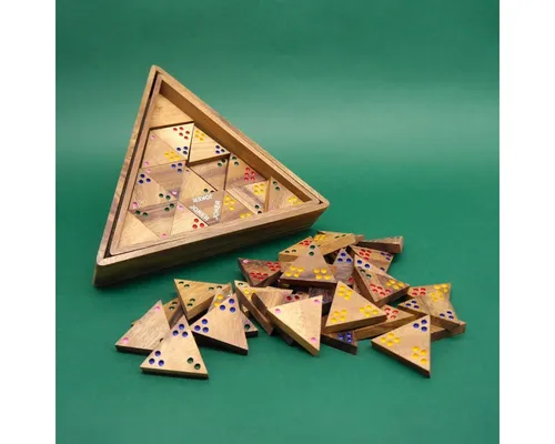 ROMBOL TRIDOMINO - Innovatives Legespiel mit Joker - Gesellschaftsspiel mit 58 dreieckigen Steinen für strategischen Spielspaß, ideal für Familien und Freunde. Hohe Spielqualität und modernes Design garantieren Freude bei jedem Spielabend.