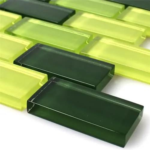 Glasmosaik Fliesen 23x48x8mm Madagascar Grün in grün von Mosafil