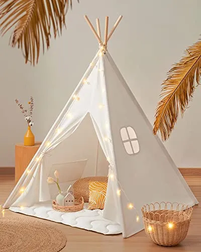 Tiny Land Tipi Zelt für Kinder - Vielseitiges Spielzelt für drinnen und draußen - Spielzelt aus hochwertigem 100% Baumwoll-Canvas, inklusive Lichterkette und rutschfester Matte. Ideal für 1-3 Kinder zum Spielen, Lesen und Entspannen.