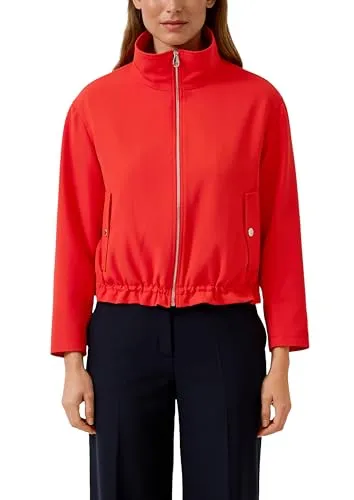 s.Oliver Sportive Jacke im Relaxed Fit mit Stehkragen - Modische Jacke im Relaxed Fit, ausgestattet mit leichtem Futter und praktischen Pattentaschen. Ideal für lässige Freizeitlooks und vielseitig kombinierbar.