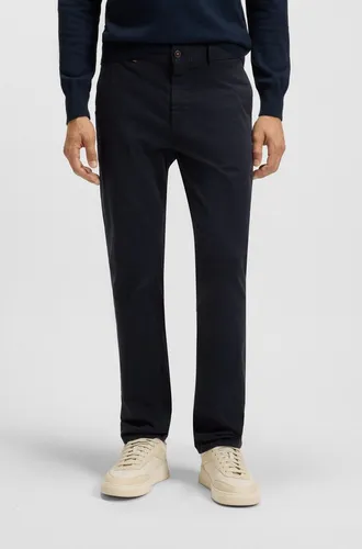 BOSS Herren Chino_Slim, Dark Blue404, 38W / 30L EU - Wanderhosen mit Tapered Fit aus elastischer Baumwollmischung, ideal für Komfort und Bewegungsfreiheit, ausgestattet mit praktischen Gesäßtaschen.