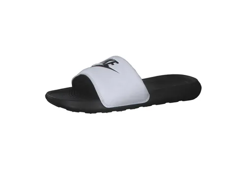 Nike Herren Victori Slipper - Bequemer Hausschuh in Schwarz, 48.5 EU - Herren-Hausschuhe mit neuem Riemendesign für optimalen Tragekomfort und verbesserte Traktion durch innovative Außensohle. Ideal für entspannte Stunden zu Hause.