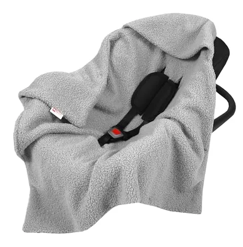 Babylux Einschlagdecke Bouclé 80x80 cm – Kuschelige Babydecke mit Kapuze für Autositz & Kinderwagen - KUSCHELIG & WARM – Diese 80x80 cm Einschlagdecke aus weichem Bouclé-Stoff bietet perfekten Komfort für Ihr Baby. Mit Gurtschlitzen für universelle Passform und Kapuze für zusätzlichen Schutz.