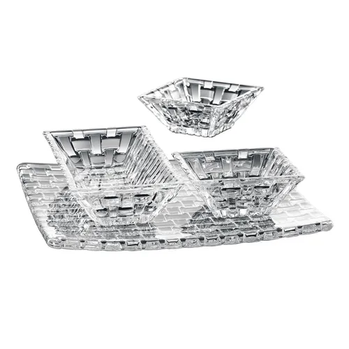 Nachtmann Bossa Nova Servierplatte Dipschälchen Servierset 4tlg. - Gläser & Glaswaren, elegantes 4-teiliges Servierset aus bruchsicherem Kristallglas mit diamantartiger Detaillierung und dekorativer Lichtbrechung.