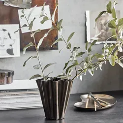 Vasen House Doctor, Braun / Rost, Metall - 13 von House Doctor