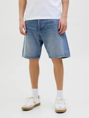 JACK & JONES Herren Jeans-Shorts Loose Fit - Herren-Shorts in Loose Fit, aus 50% Direct-to-Farm Baumwolle und 20% recycelter Baumwolle für nachhaltigen Komfort und lässigen Style.