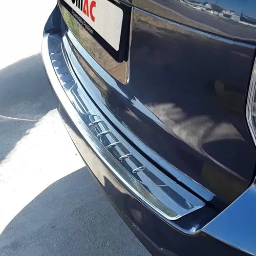 OMAC Ladekantenschutz für Subaru Forester 2013-2019 aus Edelstahl - Schützen Sie die Ladefläche Ihres Subaru Forester mit dem langlebigen OMAC Ladekantenschutz aus rostfreiem Edelstahl. Einfache Montage ohne Schneiden oder Bohren, perfekt für den täglichen Einsatz und stilvolle Akzente.