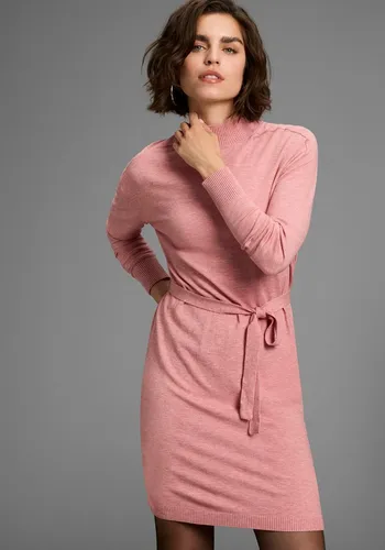 Laura Scott Bekleidung von Laura Scott