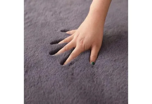Mozato Fellteppich Stockholm, Rechteck, Anthracite - Hochflor-Teppich, extra soft und rutschsicher, ideal für gemütliche Wohnräume. Hochwertige Verarbeitung aus 100% Polyester sorgt für Langlebigkeit und hypoallergene Eigenschaften.