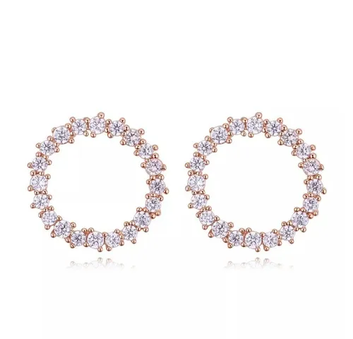 LÖB Ohrstecker 750er Roségold mit Zirkonia - Ohrringe für Damen: Moderne, geometrische Ohrstecker aus 750er Roségold, verziert mit funkelnden Zirkonia – ideal für einen stilvollen Auftritt.