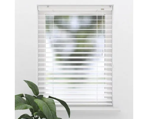 SOLUNA Alu-Jalousie weiß matt 50 mm 70x180 cm - Regendecken für Pferde: Diese moderne Jalousie mit 50 mm breiten Lamellen bietet optimalen Sichtschutz und Lichtregulierung für jeden Raum.