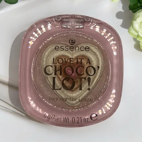 Essence Love It A  N#1 CHOCO   highlighter Ylaze