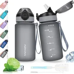 Sport Trinkflasche 600ML mit auslaufsicherem Klappdeckel und Strohhalm in Grau - Praktische Wasserflasche für Erwachsene, ideal für Sport und Freizeit. Der auslaufsichere Klappdeckel und der integrierte Strohhalm sorgen für einfachen Genuss unterwegs.