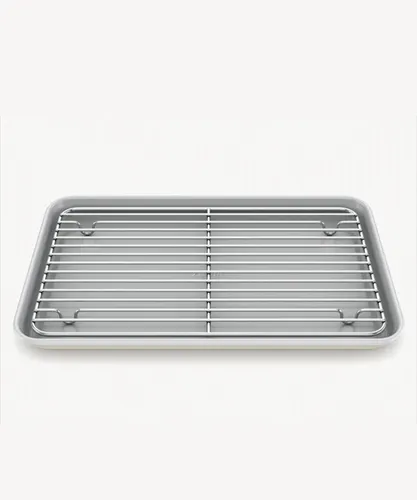 Beige Backblech mit Auskühlgitter und Keramik-Antihaftbeschichtung - Hochwertiges Backblech aus Aluminium mit Antihaftbeschichtung. Ideal für müheloses Backen und einfache Reinigung. Perfekt für leckere Plätzchen und Kuchen.