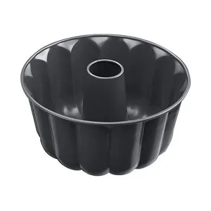 Kaiser LaForme Bundform Gugelhupfform 24cm - Gugelhupfform aus Stahl mit Antihaftbeschichtung, ideal für perfekte Rührteige und Topfkuchen, leicht zu reinigen und hitzebeständig bis 250°C.