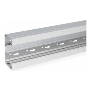 Rehau SIGNA STYLE Unterteil 70x130 eloxiert BRA 70130 EL - Praktisches Kanalunterteil für verdeckte Leitungsführung im Innenbereich, mit Bodenlochung für einfache Montage. Geprüfte Qualität nach DIN EN 50085-1 und DIN EN 50085-2-1.