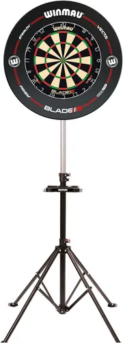 Winmau Dartboardständer Xtreme 2 mit Blade 6 Dual Core und Catchring - Hochwertiger Dartständer für Steeldart, inklusive der langlebigen Blade 6 Dual Core Dartscheibe und Catchring für zusätzlichen Schutz.