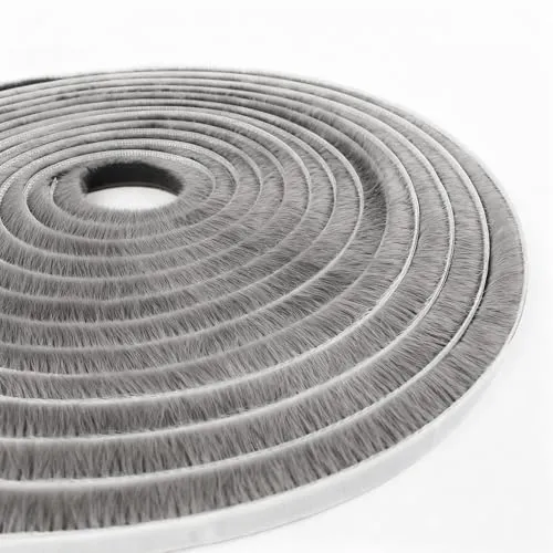 TamBee Bürstendichtung Selbstklebend, Selbstklebend 9 mm x 7 mm x 5 m,Türbürstendichtung Bürstendichtung für Rolladen Schiebetür, Tür- und Fenstertürdichtung, Zugluftstopper, Staub- und Insektenschutz