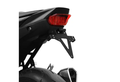 ZIEGER Classic Complete Kennzeichenhalter für Honda CB 750 Hornet (RH12) - Motorrad-Kennzeichenhalter, passend für Baujahr 2023-2025, schwarz pulverbeschichtet und für alle Kennzeichentypen geeignet. Inklusive Montageset und E-geprüfter Kennzeichenbeleuchtung.