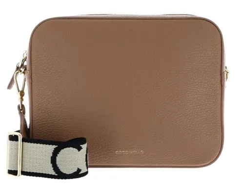 Coccinelle Tebe Umhängetasche hellbraun E5MN555M301-N71 - Umhängetasche aus genarbtem Leder in elegantem hellbraun, perfekt für stilvolle Akzente im Alltag.