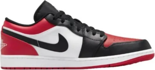 Air Jordan 1 Low Bred Toe - EU: 43 - Sneaker mit ikonischem Design, inspiriert von den 80ern. Komfortabel, langlebig und perfekt für jeden Stil – der Air Jordan 1 Low „Bred Toe“ setzt modische Akzente!