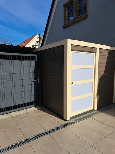 Karibu Gartenhaus Cubino | 19 mm Wandstärke & Schiebetür mit Kunstglas - Gerätehaus mit 5,76 m² Grundfläche, einfacher Aufbau dank Steck- und Schraubsystem, und elegante Schiebetür in Milchglasoptik. Ideal für Garten und Aufbewahrung.
