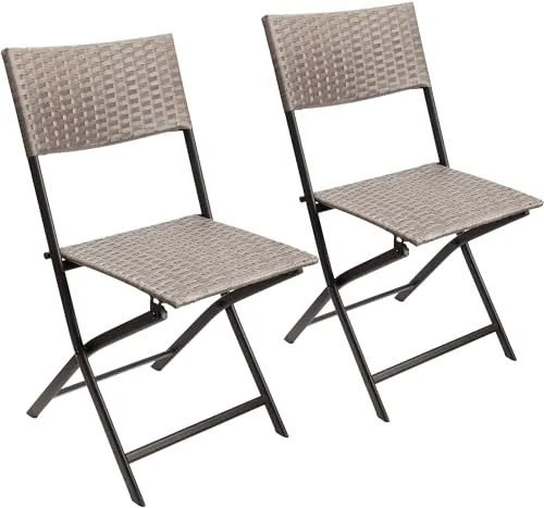 BRUBAKER Campingstuhl Toskana - Wetterfester Polyrattan Klappstuhl - Camping-Möbel für Garten, Balkon und Terrasse. Robuster und klappbarer Stuhl im eleganten Toskana-Design, ideal für entspannte Stunden im Freien.