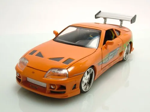 Toyota Supra 1995 Fast & Furious Modellauto mit Brian Figur - Detailgetreues 1:24 Modellauto aus Die-Cast, mit Öffnungsfunktionen und in auffälligem Orange, ideal für Sammler und Fast & Furious Fans.