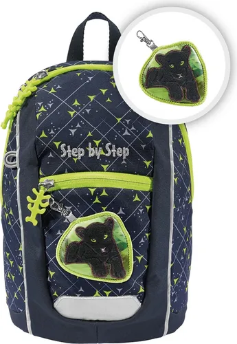 Step by Step KIGA MINI Rucksack-Set - dunkelgrün, umweltfreundlich aus 100% recycelten PET-Flaschen mit wechselbaren Motiven und robustem Design für Kinder von 12 Monaten bis 3 Jahren