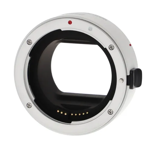 Canon EF-EOS R Adapter für EF- und EF-S-Objektive - Objektivadapter für Canon EOS R Kameras, ermöglicht die Nutzung von EF- und EF-S-Objektiven, ideal für kreative Fotografie.