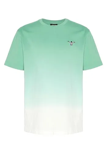 CHIEMSEE T-Shirt mit Dip-Dye Farbverlauf - Erlebe den einzigartigen Boardsport-Vibe mit diesem CHIEMSEE Herren T-Shirt. Der individuelle Dip-Dye-Farbverlauf macht jedes Shirt zum Unikat. Aus weicher Baumwolle für hohen Tragekomfort, ideal für Freizeit und Sommer.
