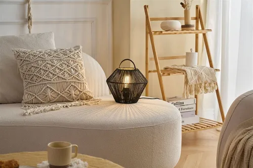 Paulmann Pauleen Tischleuchte Boho Glow E27 max. 20W Schwarz - Tischleuchte im Boho-Stil für ein gemütliches Licht-Ambiente, ideal für naturbezogene Wohnräume. Inklusive Kabel und Schnurschalter, 5 Jahre Garantie von Paulmann.