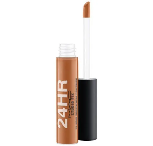 MAC Studio Fix 24H Smooth Wear Concealer 7 ml Nr. Nw 51 - Beauty Concealer mit 24 Stunden Halt, der Unebenheiten mühelos kaschiert und ein natürlich mattes Finish bietet. Ideal für ein perfektes Hautbild, das den ganzen Tag hält.