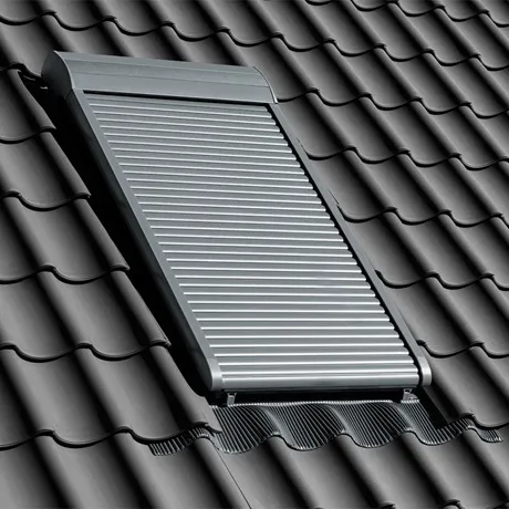 Produktbild VELUX Elektro-Rollladen SML 0000S Aluminium Dunkelgrau 55x78 cm