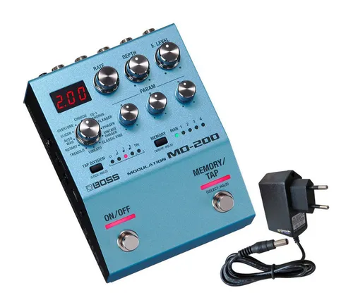 Boss MD-200 Modulation Multi-Effekt mit Netzteil - E-Gitarre: Vielseitiges Kompaktpedal mit 12 Effekten, einfache Bedienung und Panel-Lock für Live-Einsätze.