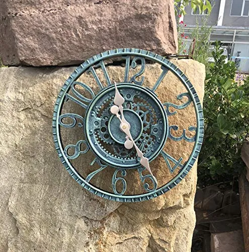 KUNY Outdoor Große Retro Gartenuhr Wetterfest in grün von KUNY