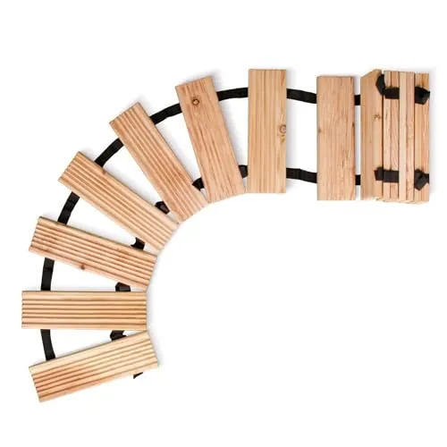 STILTREU Gartenweg, Rollweg - 2,50 m x 30 cm - Gestalte Deinen Garten mit unserem flexiblen Rollweg aus langlebigem Fichtenholz. Ideal für charmante Pfade oder Beetumrandungen, bietet er rutschfesten Halt und passt sich leicht Deinen Vorstellungen an.