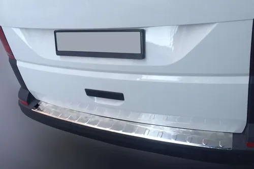 RECAMBO Ladekantenschutz für VW T6, TRANSPORTER, CARAVELLE, MULTIVAN - Abdeckblenden für perfekten Schutz und exklusive Optik. Hergestellt aus hochwertigem V2A Edelstahl, bietet dieser Ladekantenschutz eine 100% Passform und einfache Montage ohne Lackbeschädigung.