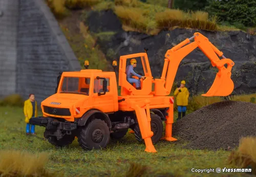 Kibri 18480 Spur H0 UNIMOG mit Aufbaubagger von Kibri