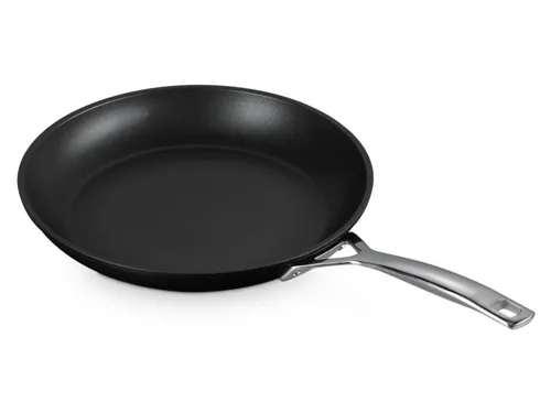 Le Creuset Pfanne 4,5 x 28 cm, schwarz - Hochwertige Gusseisen-Pfanne - Pfannen, ideal für gleichmäßige Wärmeverteilung und perfekte Bratergebnisse, langlebig und pflegeleicht.