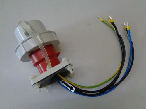 Mennekes 1254 Anbaugerätestecker 32A - 6h 415V IP67 MQK15 - Elektrische Stecker, robust und wetterfest nach IP67, ideal für den Einsatz in anspruchsvollen Umgebungen.