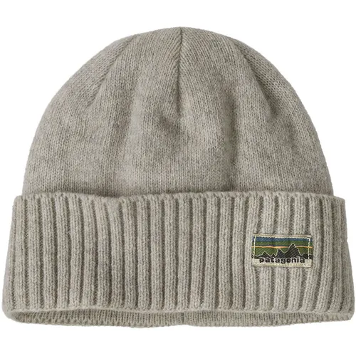 Patagonia Brodeo Beanie OG Legacy Label: Crisp Grey - Mützen & Stirnbänder aus 70% Recycling-Wolle, fair produziert in einem zertifizierten Betrieb. Bequeme Passform und nachhaltige Materialien für warmen Tragekomfort.
