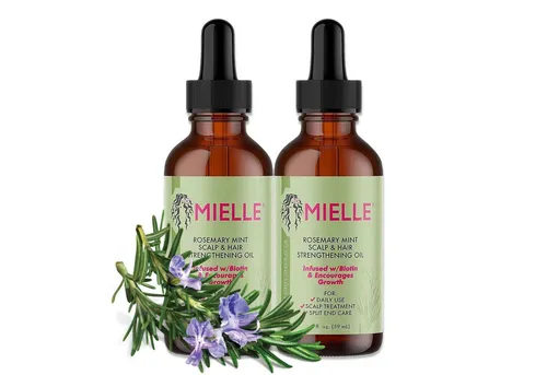 MIELLE Rosmarinöl Haarpflege 2x 59ml - Bio-Haaröl mit Rosmarin und Minze von MIELLE, 2x 59ml. Nährstoffreiche Formel für die Pflege von Haar und Kopfhaut. 100 % natürlich, ohne Chemikalien, ideal für glänzendes, gesundes Haar.