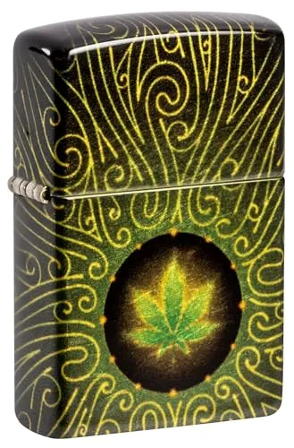 Zippo Sturmfeuerzeug - Cannabis Design, Windfest, Nachfüllbar - Das Zippo Sturmfeuerzeug im Cannabis-Design vereint Stil und Funktionalität. Windfest und robust, ist es der ideale Begleiter für Outdoor-Aktivitäten. Nachfüllbar und mit lebenslanger Garantie – perfekt als Geschenk oder für den eigenen Gebrauch.