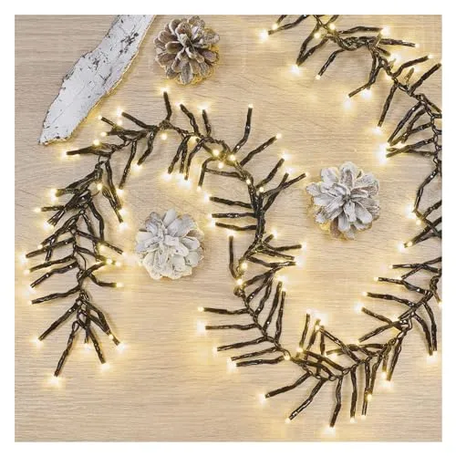 EMOS LED-Lichterkette Cluster warmweiß 7,2m - Weihnachtsbeleuchtung mit 960 warm-weißen LEDs, ideal für festliche Stimmung drinnen und draußen. 8 Lichtmodi für individuelle Effekte und 5m Zuleitung für flexible Platzierung.