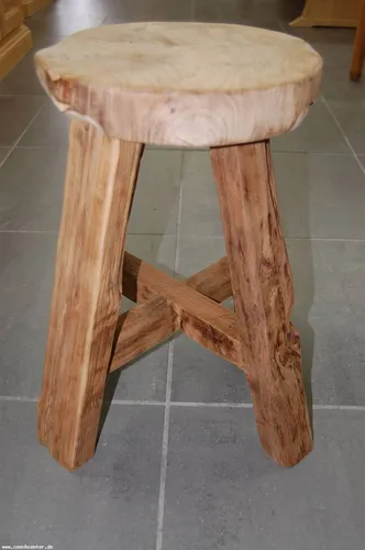 Teakholz Hocker Semar aus massiver Teakholz Wurzel - Rustikaler Sitzhocker mit Durchmesser 30 cm und einer Höhe von 45 cm. Ideal für Innen- und Außenbereiche, bereits fertig montiert und ohne Werkzeug einsatzbereit.