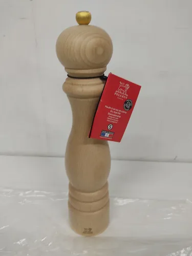 Peugeot Salzmühle PARIS, natur 30 cm - Elegante Küchenhilfe - Küchenhelfer: Die Peugeot Salzmühle PARIS aus hochwertigem Buchenholz mit einstellbarem Mahlwerk für perfektes Mahlen von Salz.